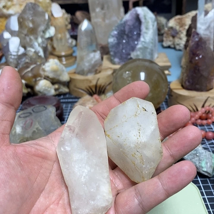 水晶水晶柱未镶嵌