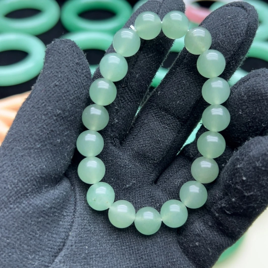 石英岩玉未镶嵌手镯