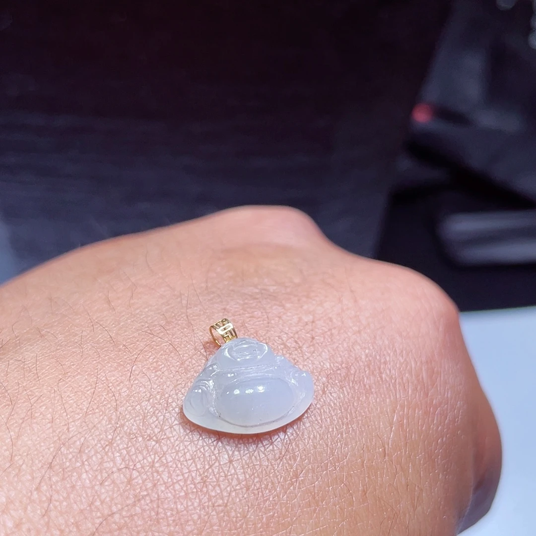 缘***界翡翠18K金镶嵌颈饰翡翠