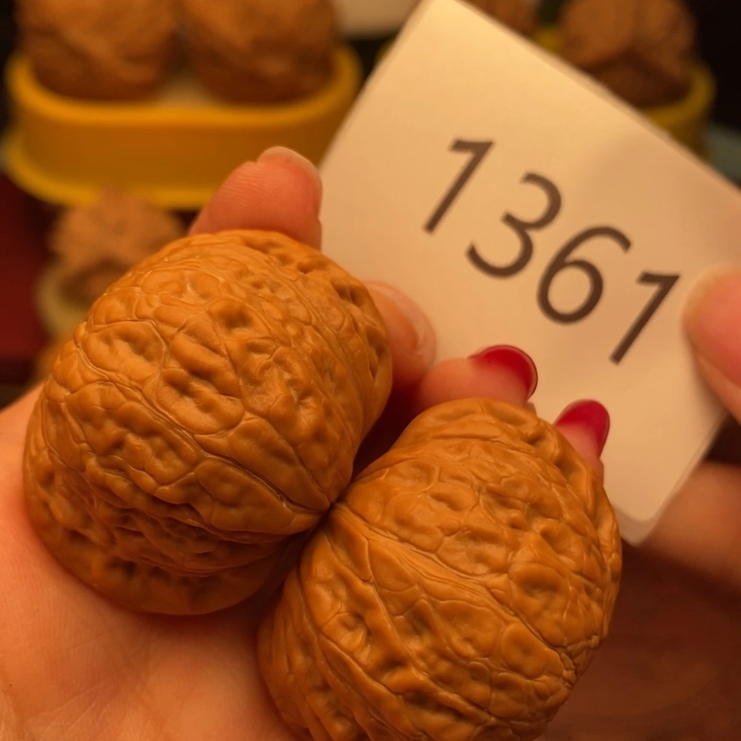 桃核把件铁锤39……