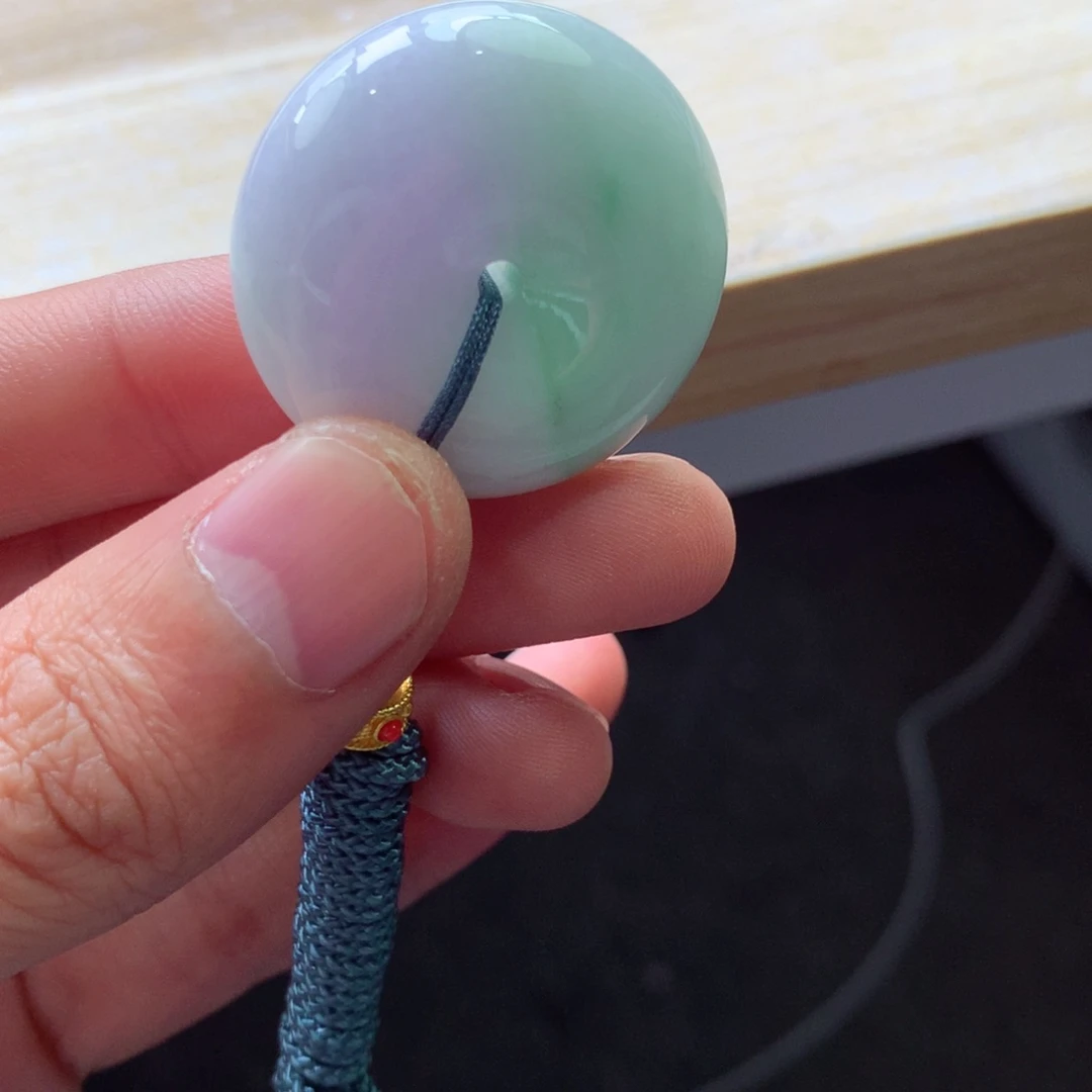 翡翠颈饰未镶嵌吊坠