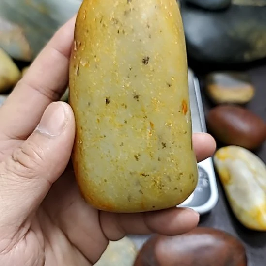 和田玉（糖玉）未镶嵌挂件