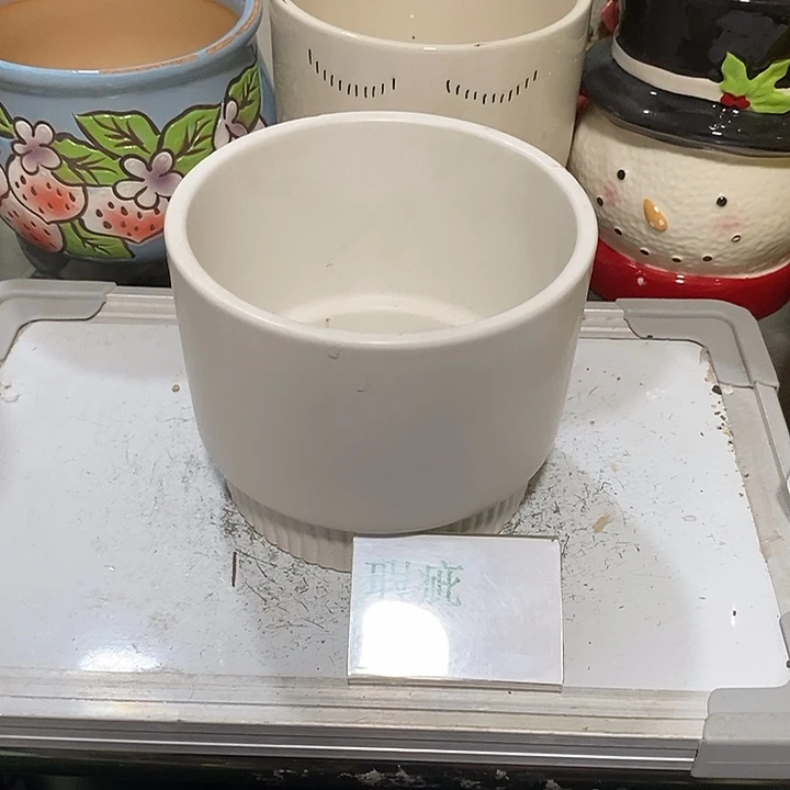 紫砂花盆多肉植物盆瑕疵有孔