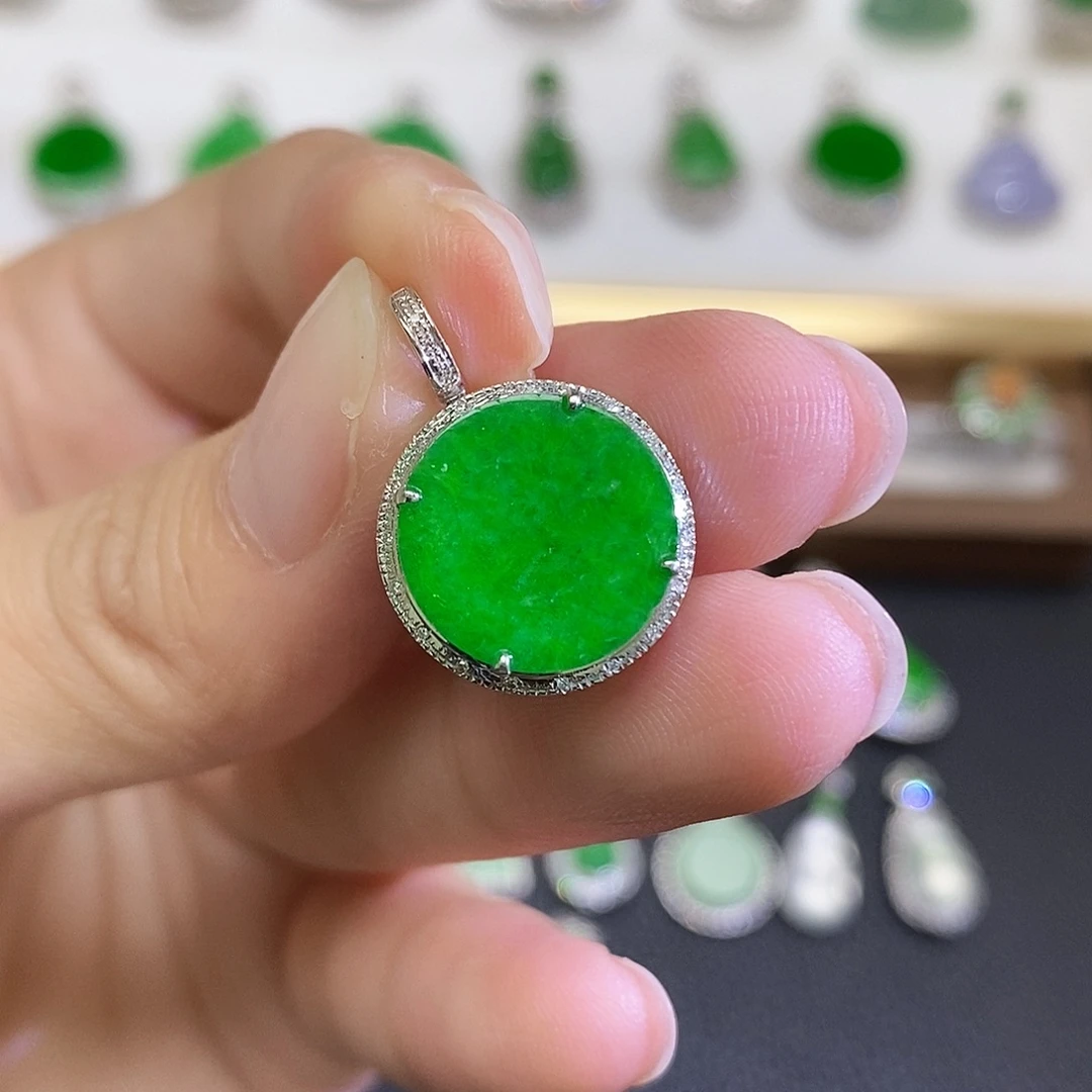 翡翠18K金镶嵌吊坠(不含链)