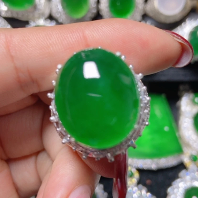 【闪购商品】翡翠颈饰未镶嵌翡翠