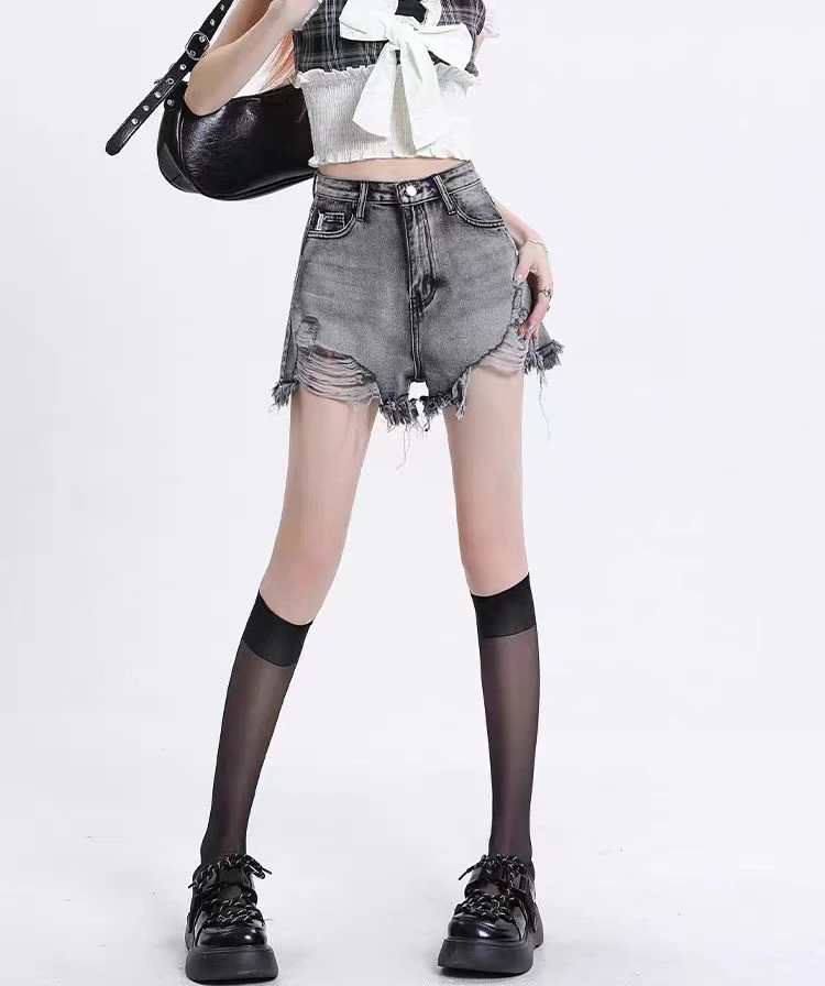 元元子专属 辣妹破洞牛仔短裤