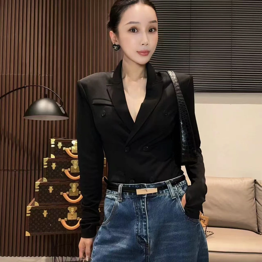 2025早秋高品质定制轻奢修身显瘦长袖百搭外套（衣长58左右）