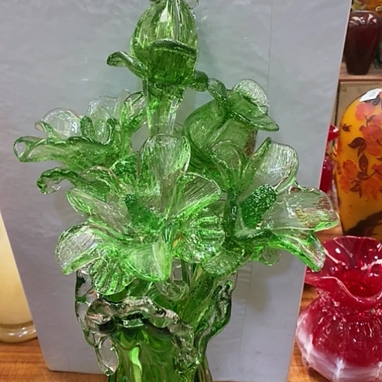 琉璃花高45厘米，宽9厘米