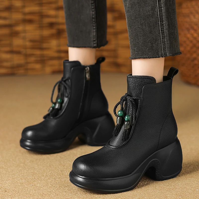 8.5cm粗跟厚底短靴女新款高级感软羊皮防水台高跟靴子圆头马丁靴