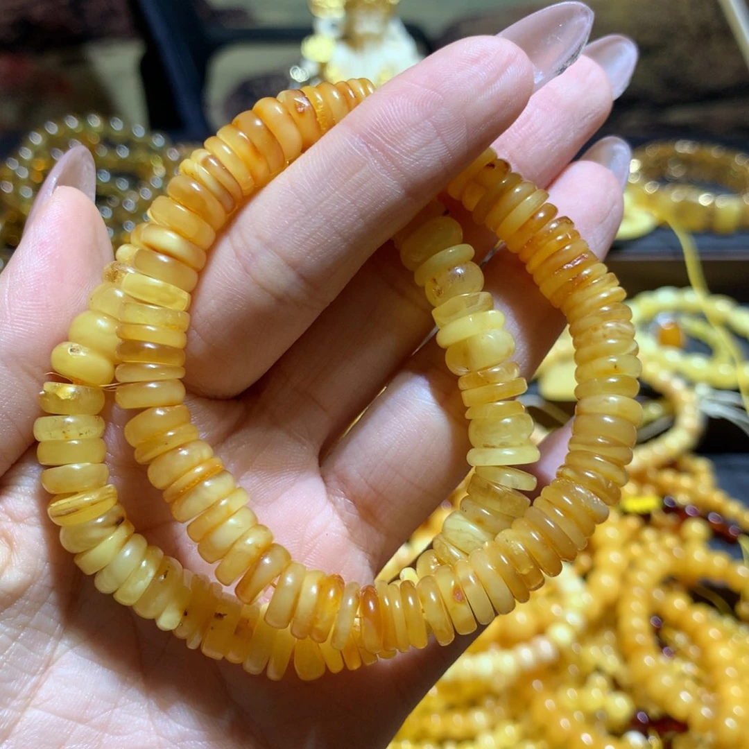 琥珀未镶嵌珠宝奇石多样性发其一