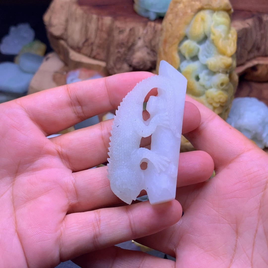 定制翡翠未镶嵌翡翠