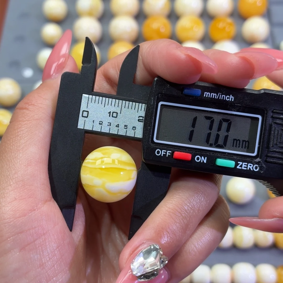 琥珀未镶嵌裸石圆珠