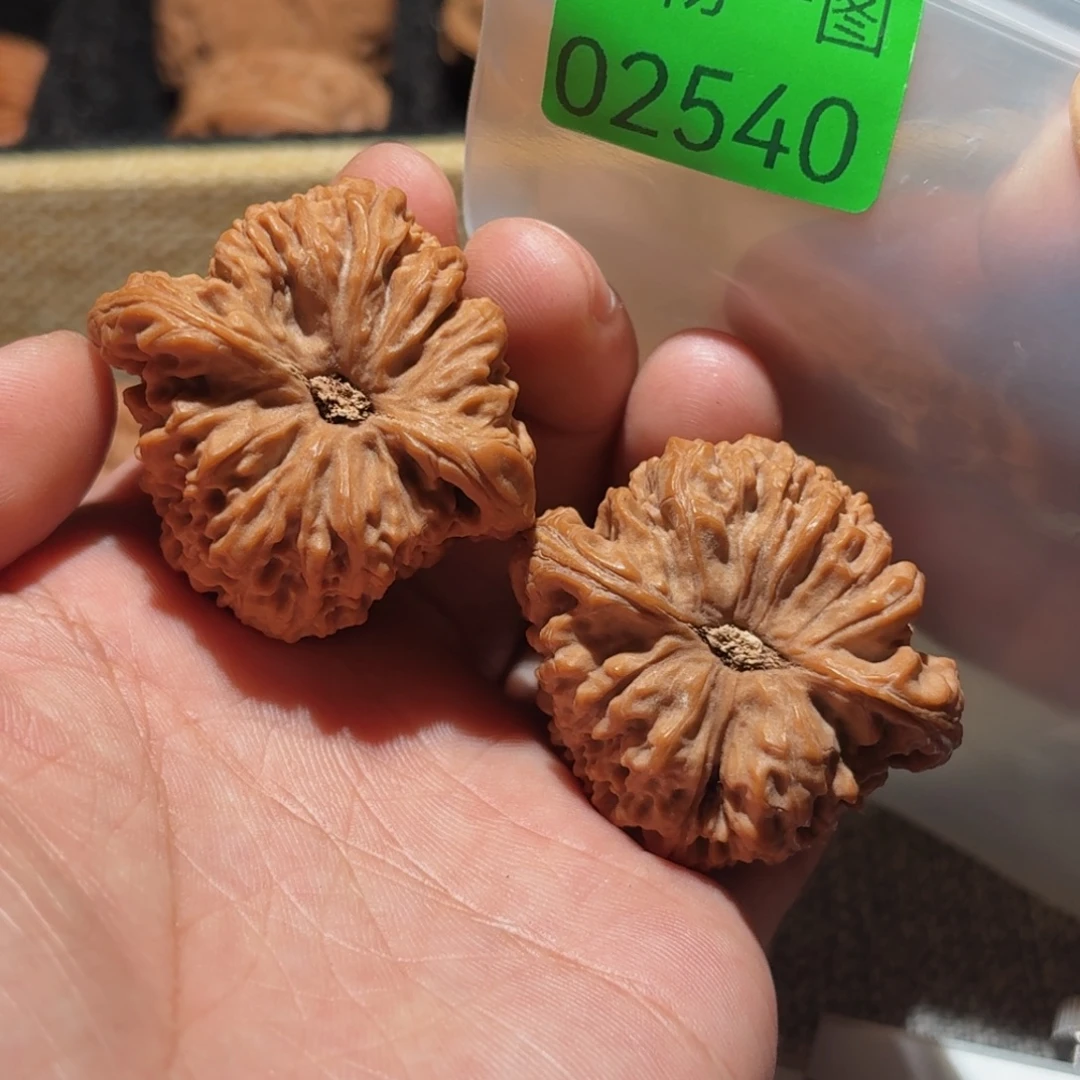 文玩核桃把件南疆