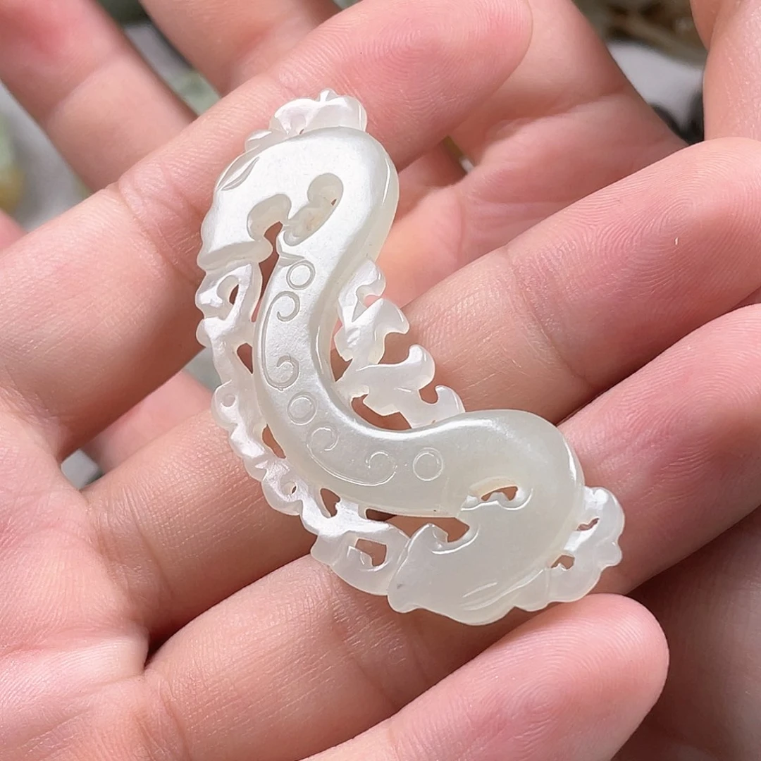 和田玉（糖玉）未镶嵌颈饰