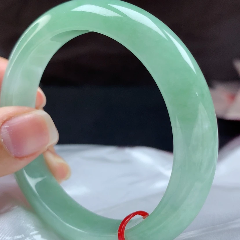 【闪购商品】翡翠手镯未镶嵌96195，