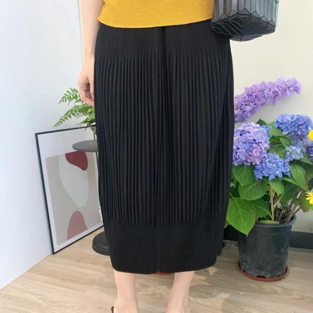 灯笼裙高腰弹力针织褶皱半身裙女士气质梨形身材包臀裙显瘦裙子