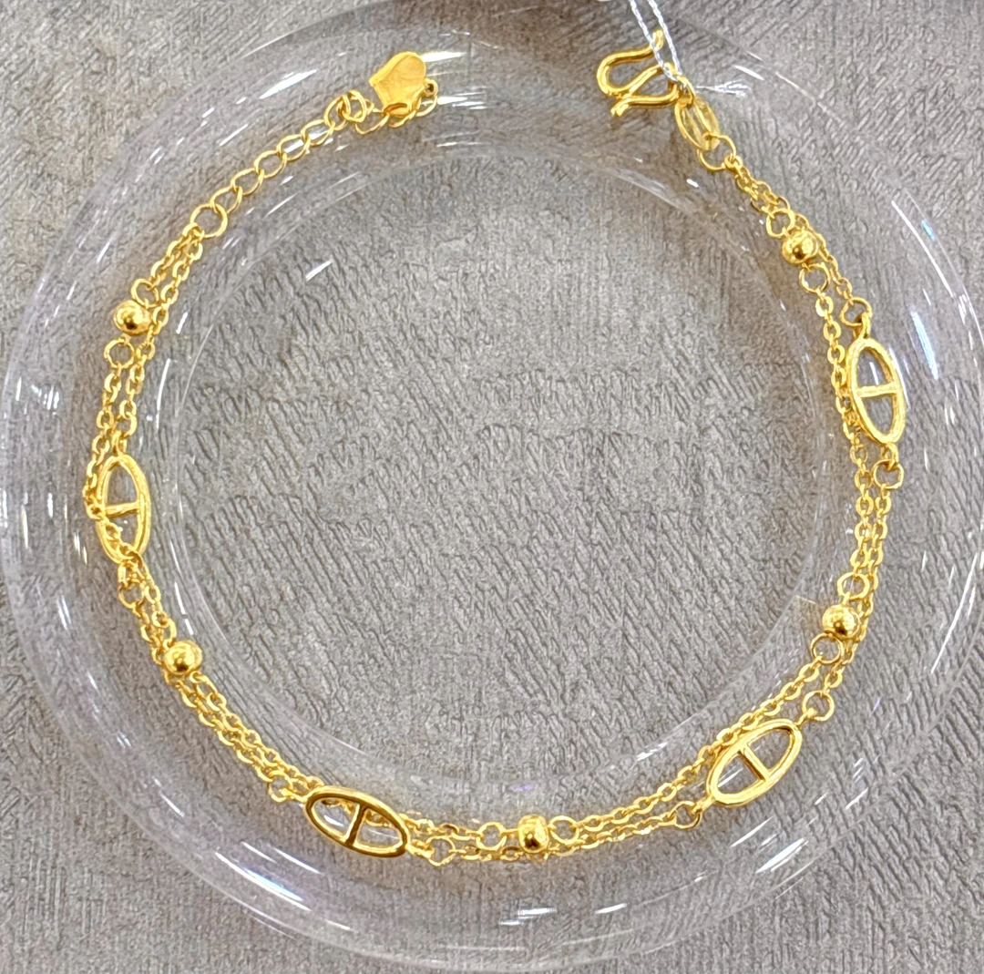 1足金百搭5G小猪鼻子手链4.89g