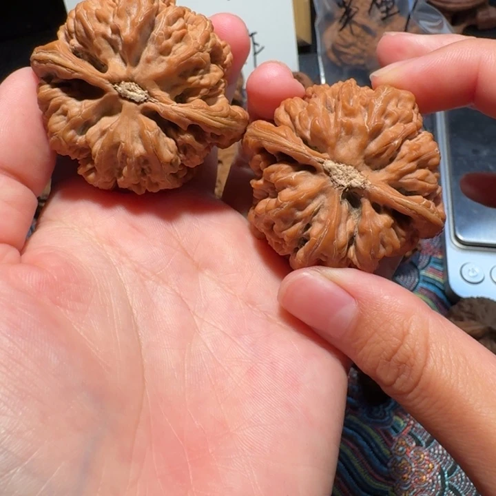 文玩核桃吊坠2467899999999999000