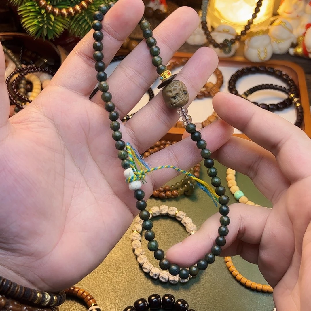 手串/手链维腊木（绿檀）