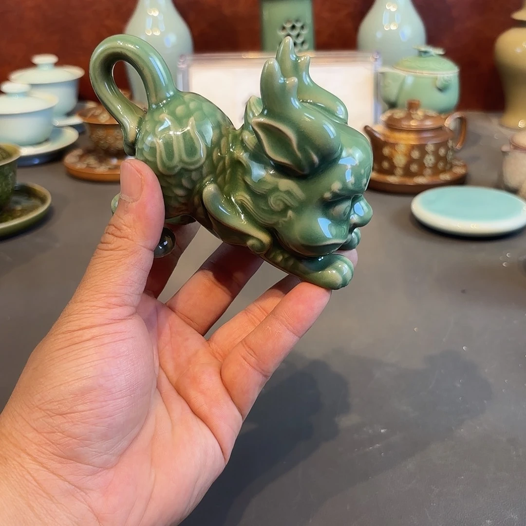 瓷片龙泉青瓷福利青瓷