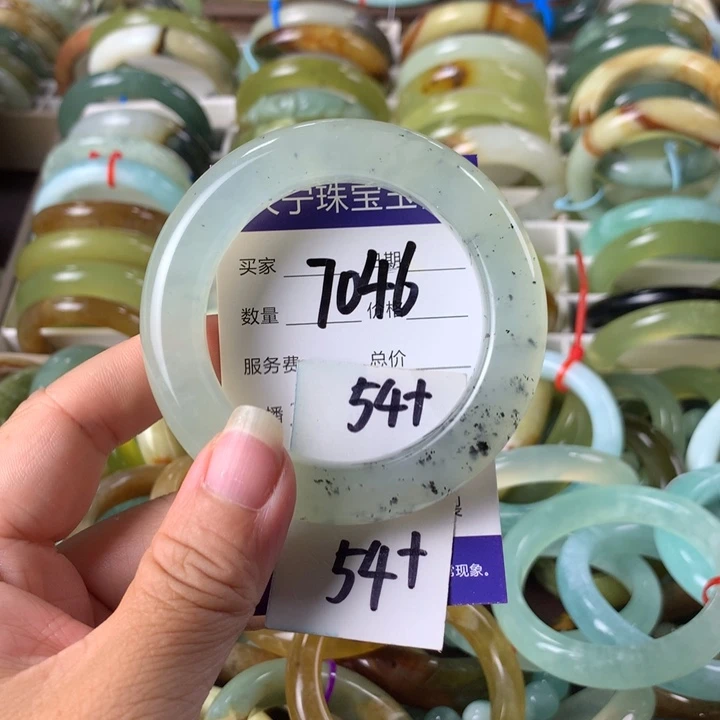 蛇纹石玉未镶嵌手镯7046