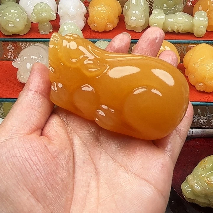 蓝***豆石材貔貅手把摆件