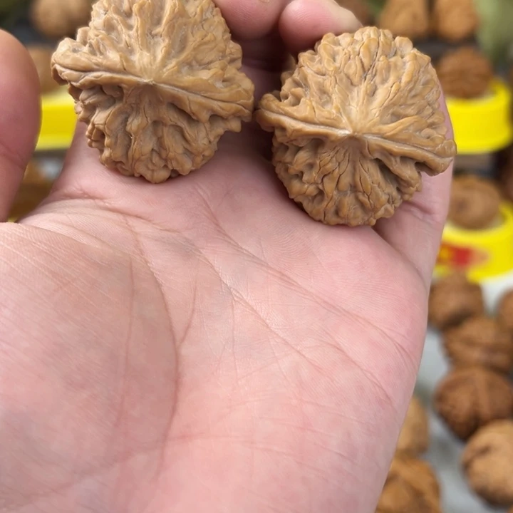 吊坠文玩核桃39.5全品无修精配龙门涧 无凹底