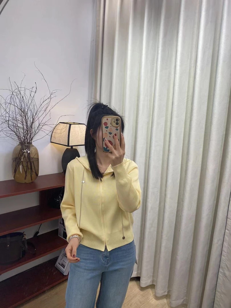 【慧慧精选】春季新品 戴帽短款小衫