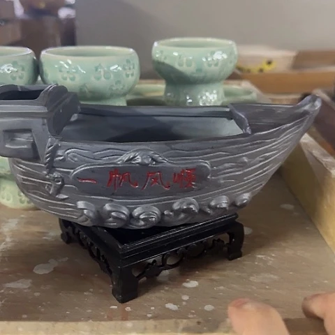 ··［送塑料托盘］··