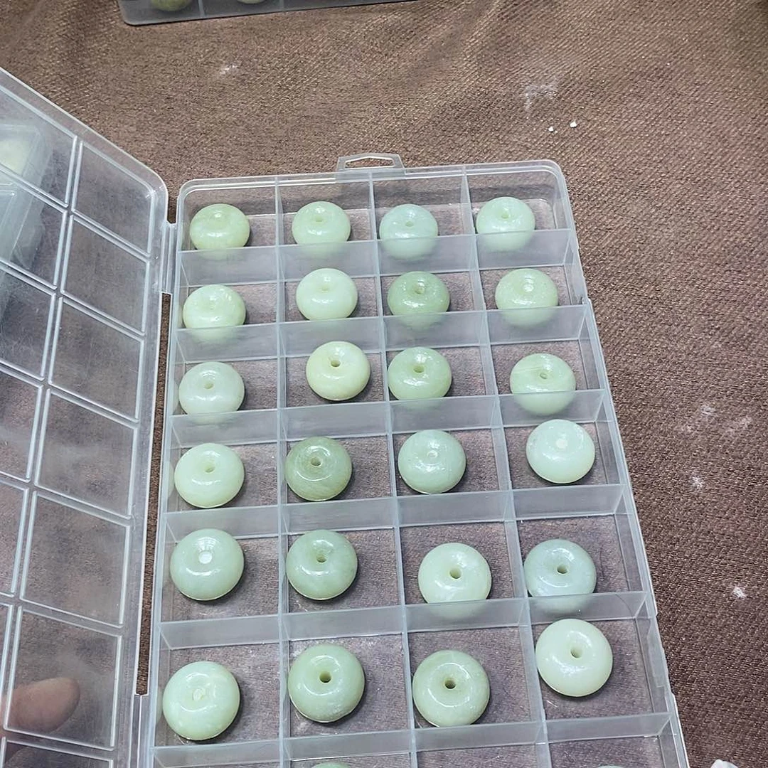 合金蛇纹石玉颈饰241