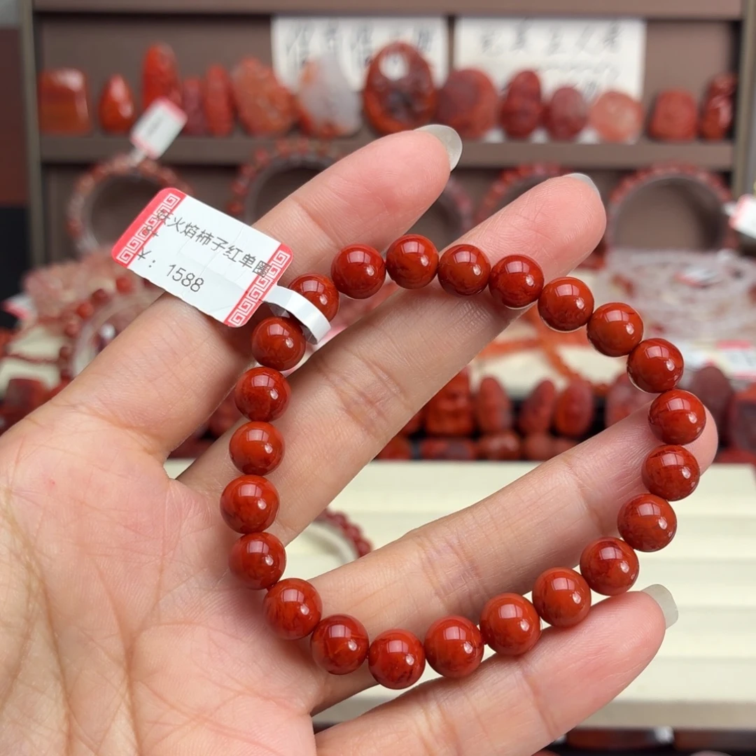 墨***妙南红玛瑙未镶嵌颈饰柿子红单圈8+