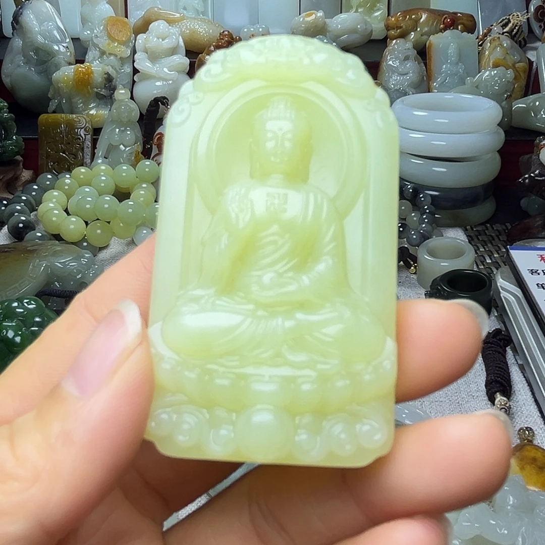 羽****和田玉未镶嵌挂件