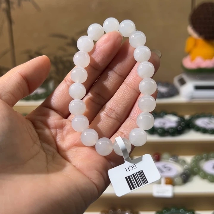 和田玉未镶嵌手串