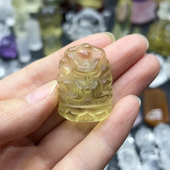 吊坠(赠链)未镶嵌水晶吊坠