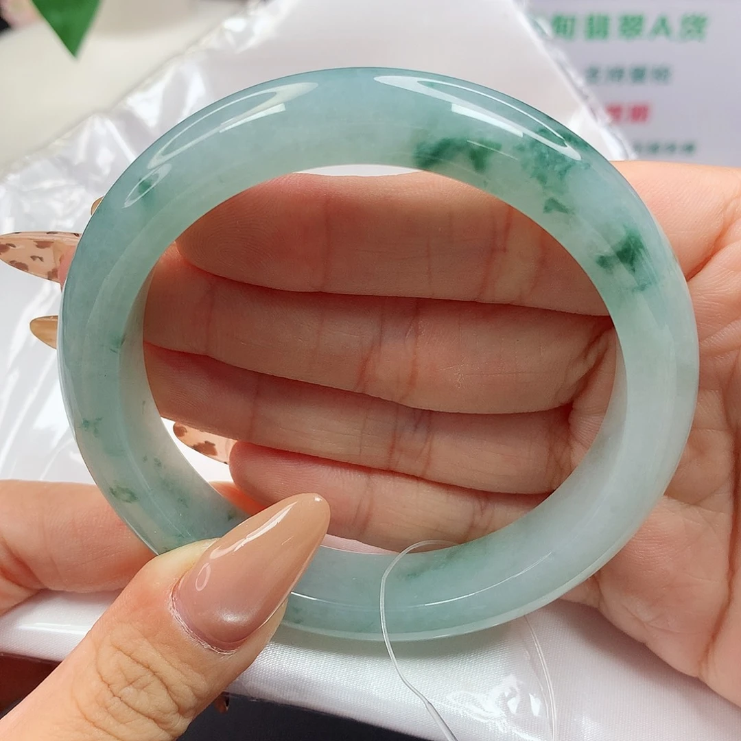 未镶嵌手镯翡翠48