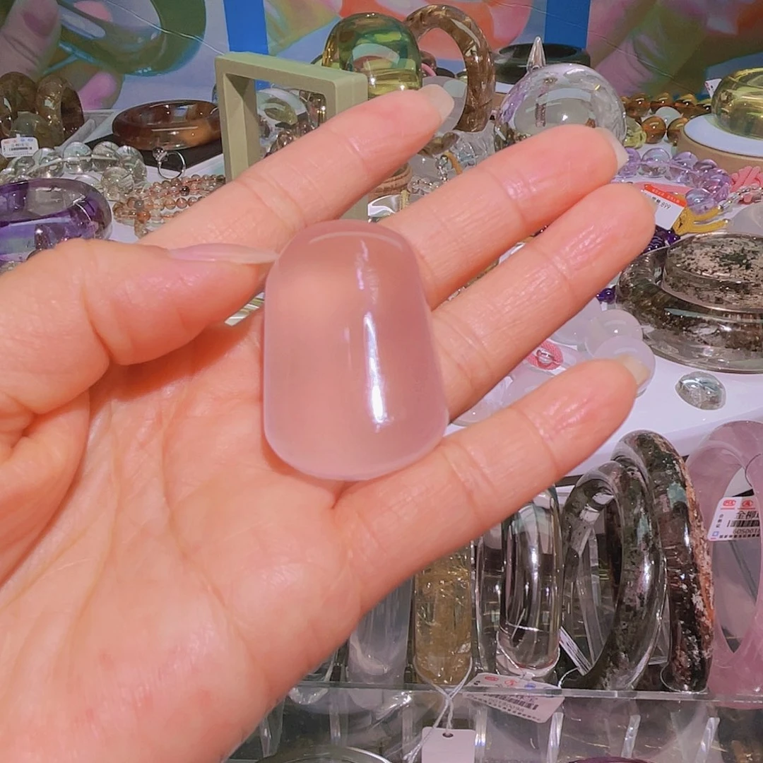 最***s水晶未镶嵌颈饰天然星光粉水晶无事牌