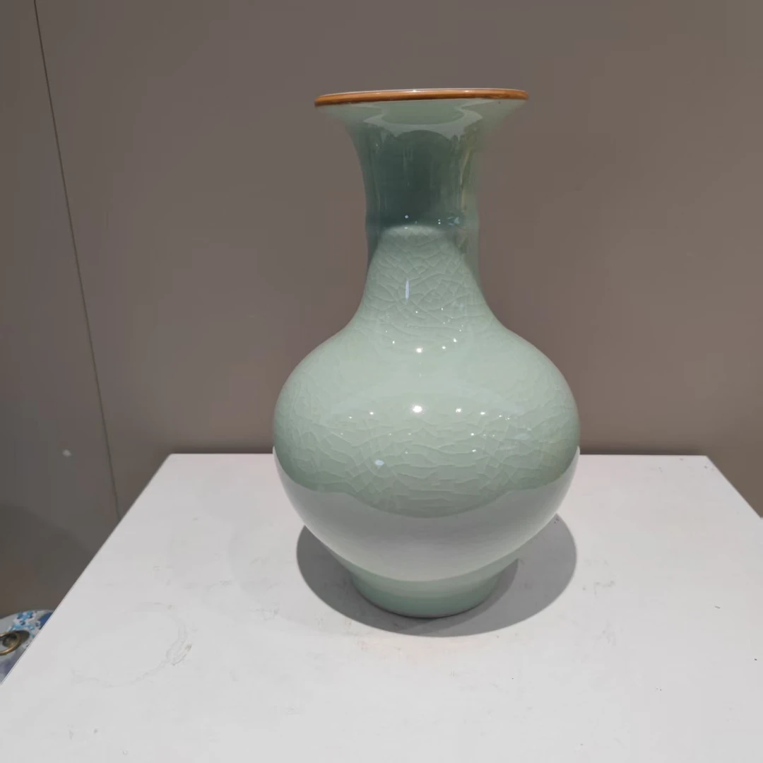 当代 景德镇陶瓷花瓶青釉裂纹赏瓶