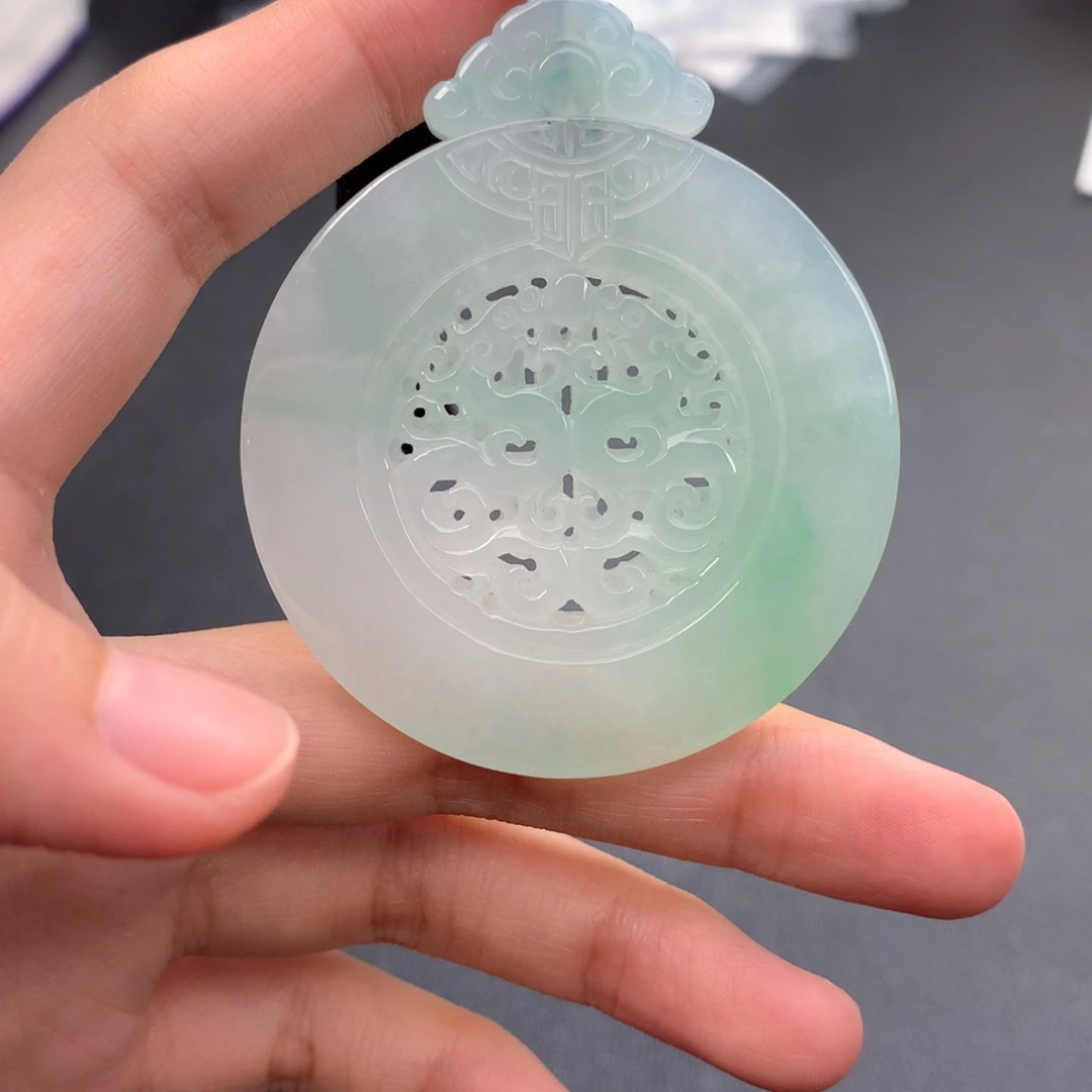 裸石翡翠翡翠大龙牌吊坠