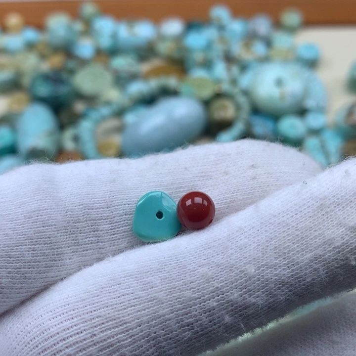 南红玛瑙未镶嵌珠宝奇石