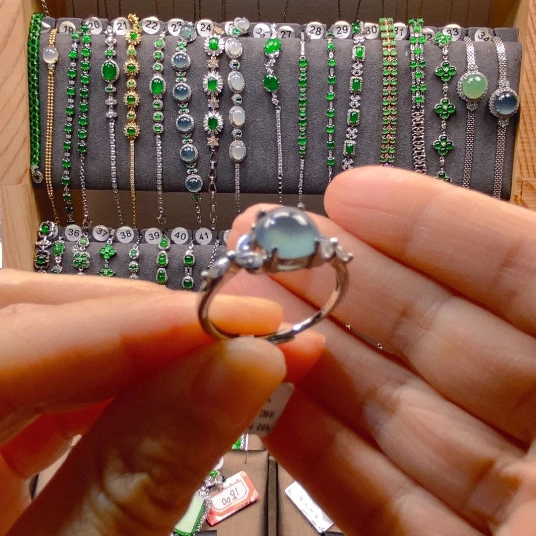 颈饰银S925镶嵌翡翠翡翠戒指