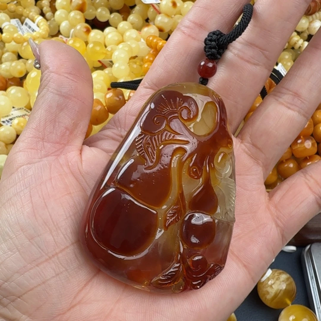 琥珀未镶嵌珠宝奇石