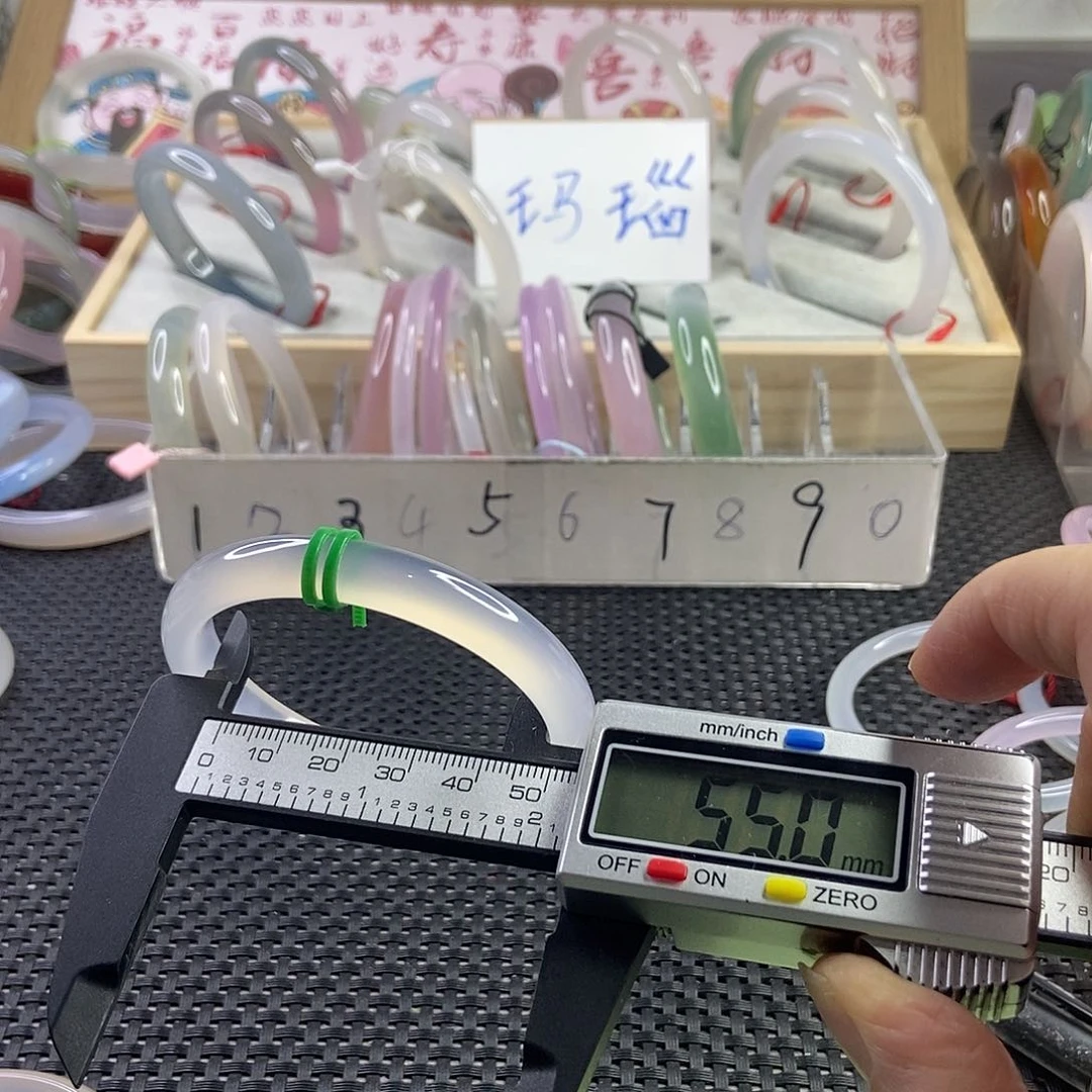 玛瑙/玉髓手镯未镶嵌?**?