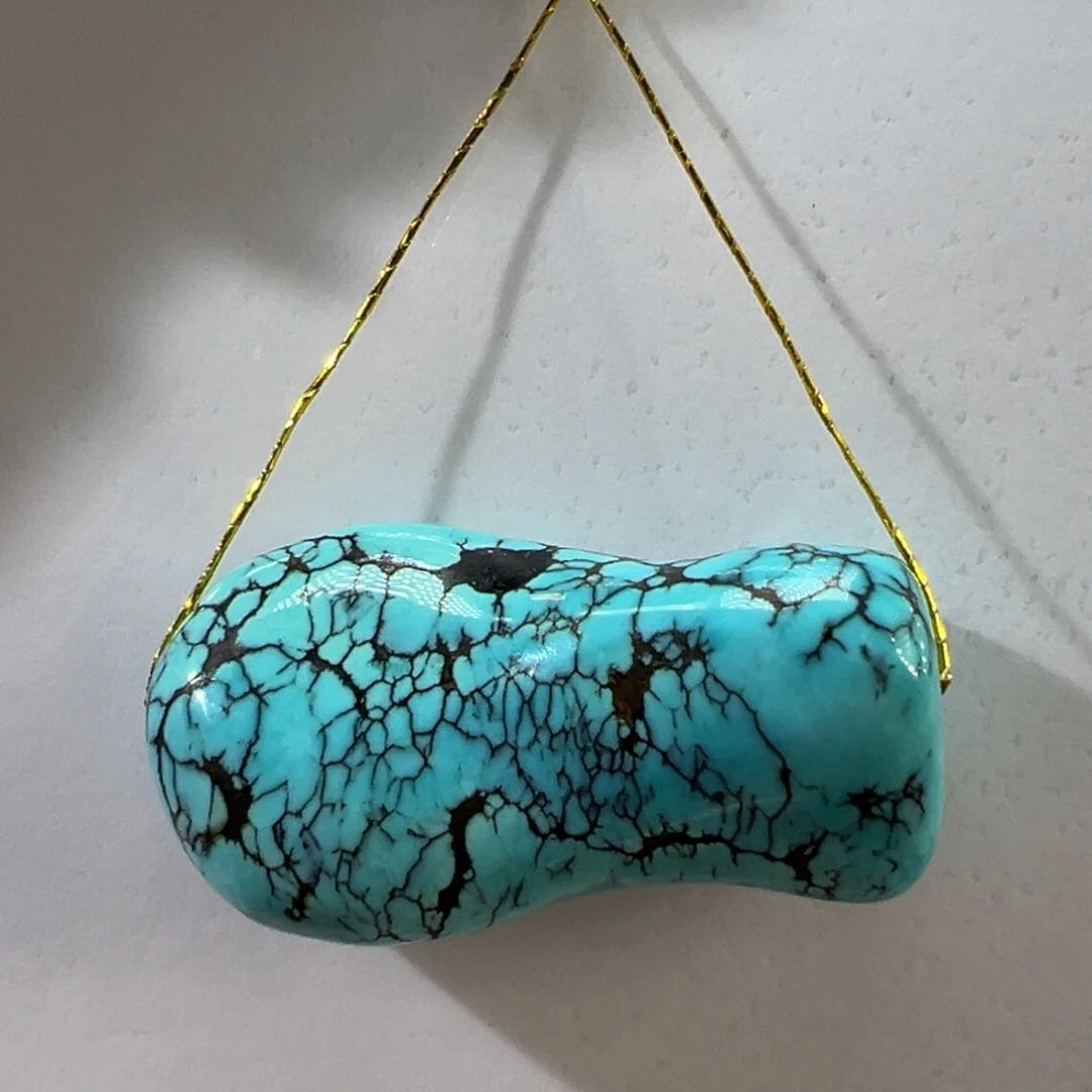 绿松石未镶嵌挂件