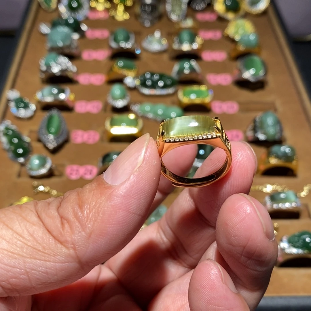 年***佛和田玉（碧玉）未镶嵌戒指