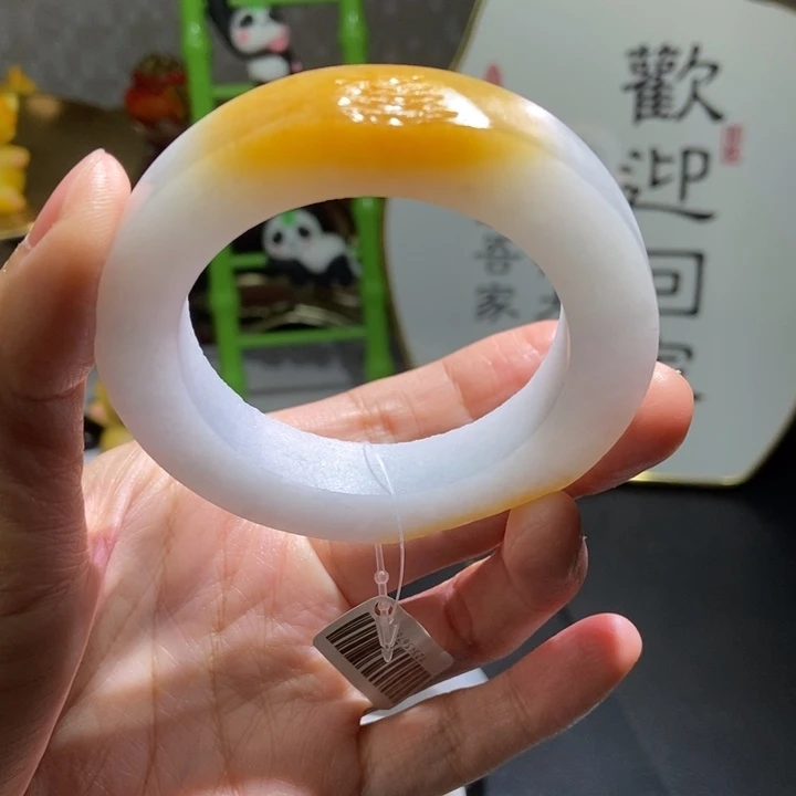 定制翡翠未镶嵌手镯定制