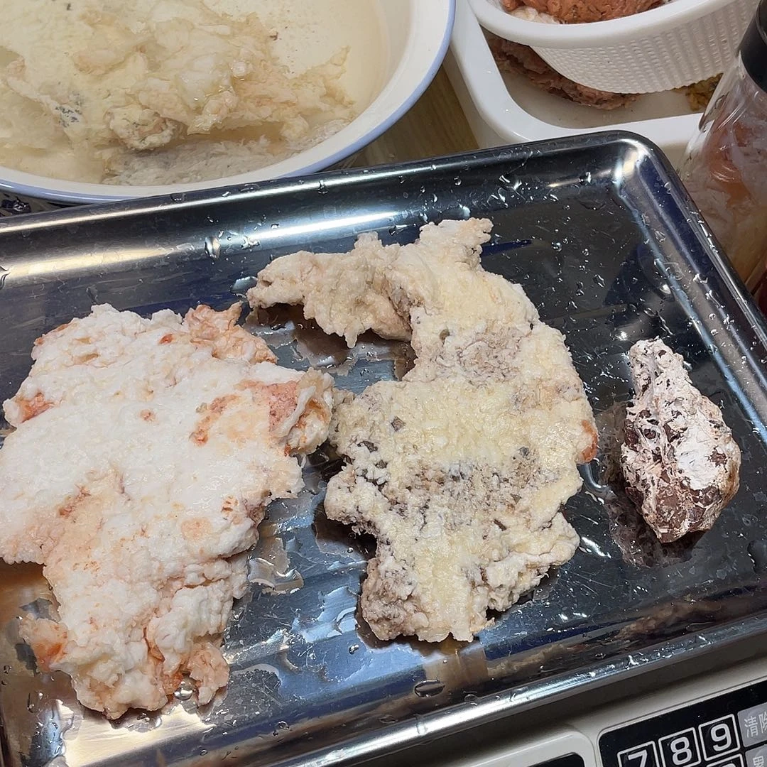 丽***立有机玻璃长白山太岁肉灵芝肉包石