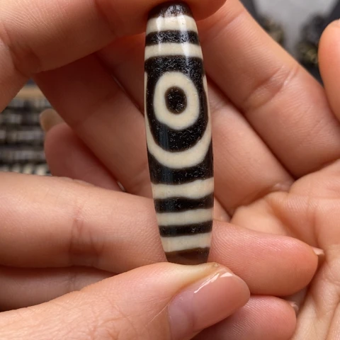 油***油玛瑙/玉髓未镶嵌珠宝半成品