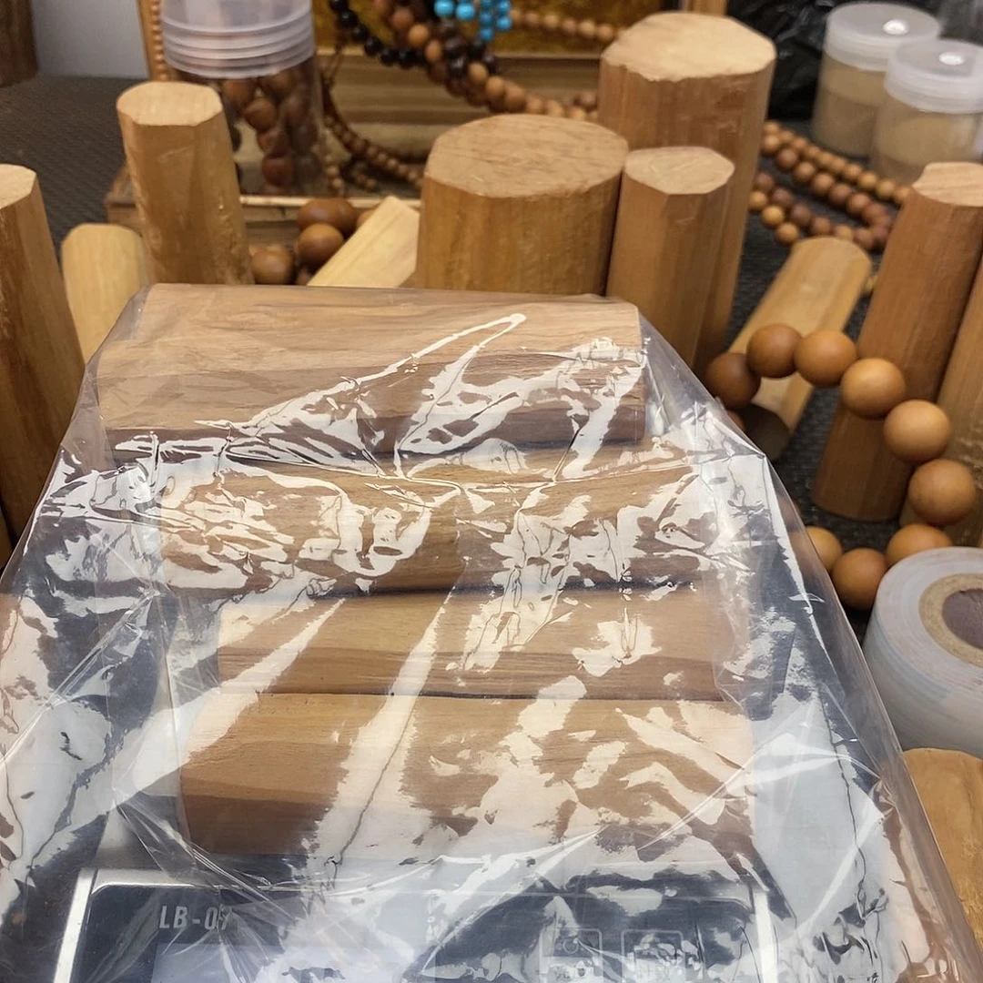 木万**梦老山木料遐思8个