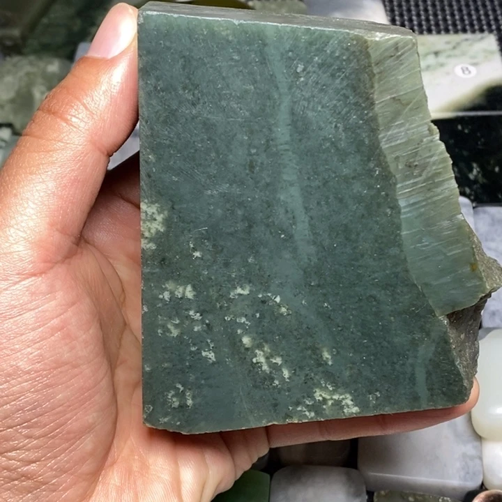 和田玉玉石700未镶嵌