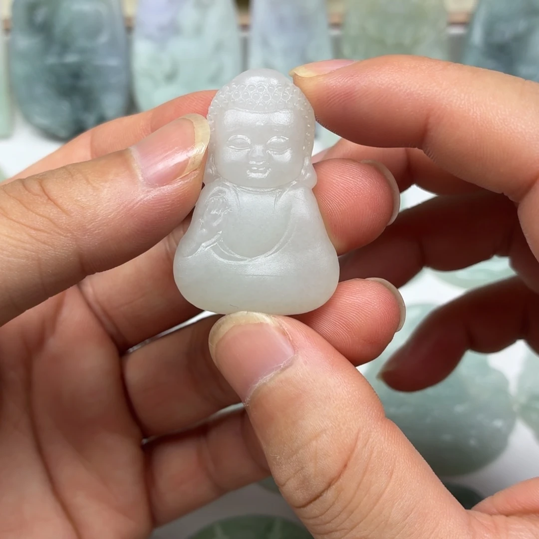 未镶嵌定制翡翠宝宝佛